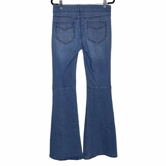 Free People Pull On Flare Jeans Pants Stretch - Picture 4 of 6